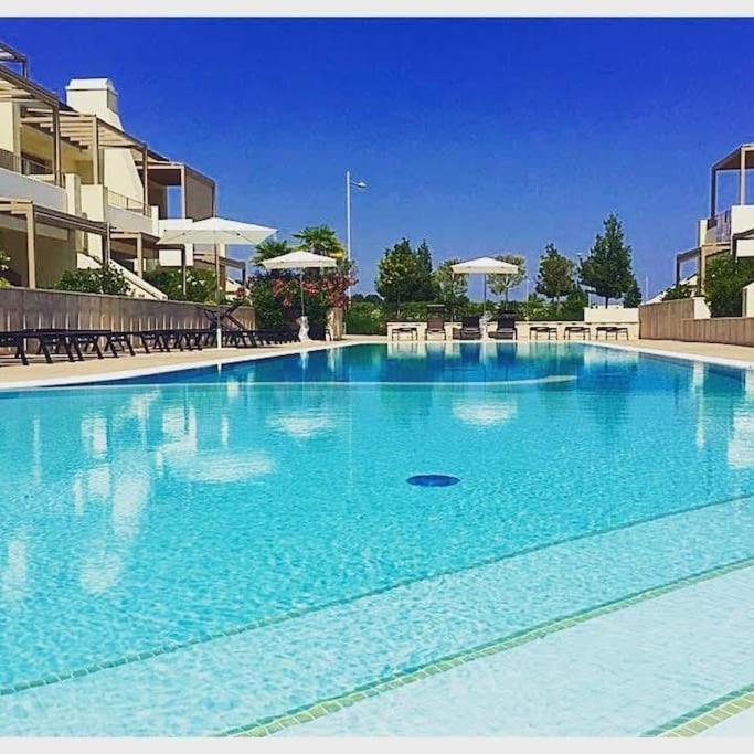 Residence Jesolo Lido Centro Con Piscina Экстерьер фото